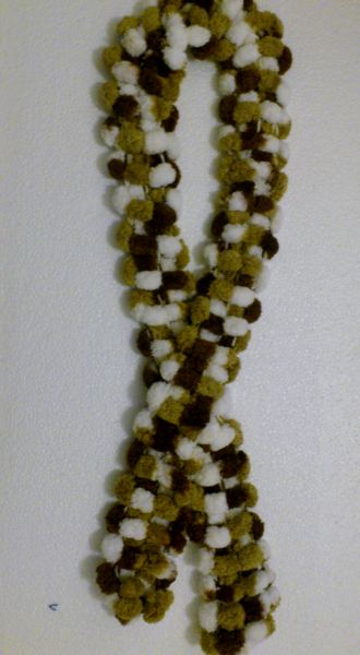 Manta Pompom VI By Maria Bolena